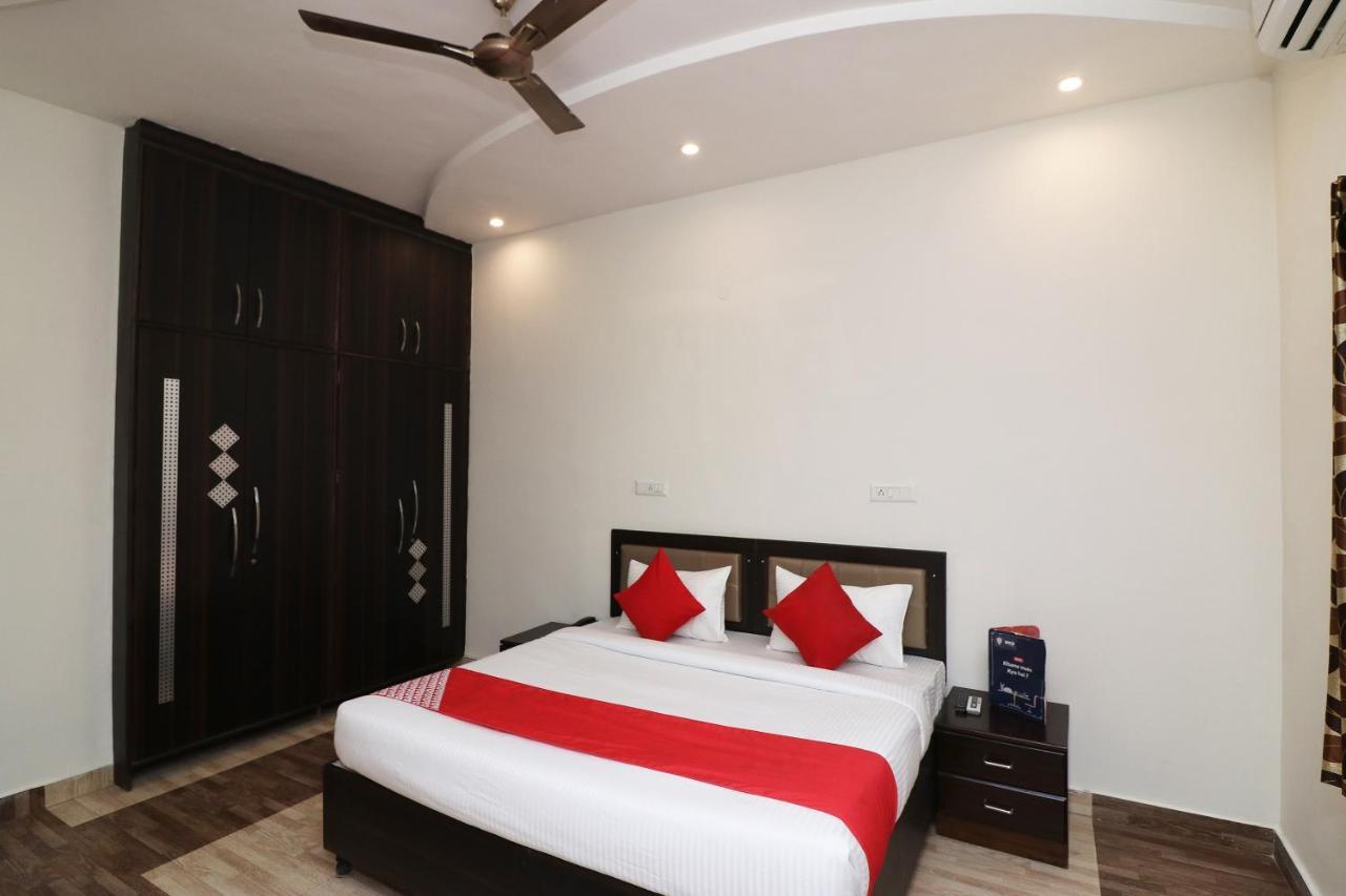 Nest Residency Фаридабад Экстерьер фото