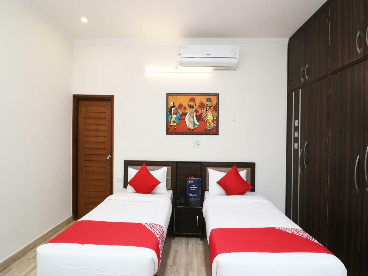 Nest Residency Фаридабад Экстерьер фото